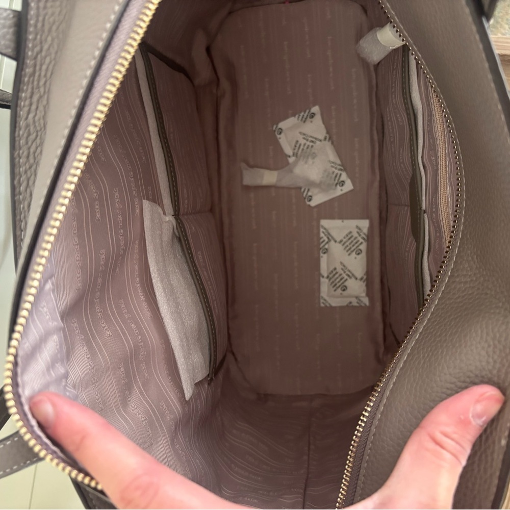 Kate Spade Veronica Tote NWT - Picture 7 of 7